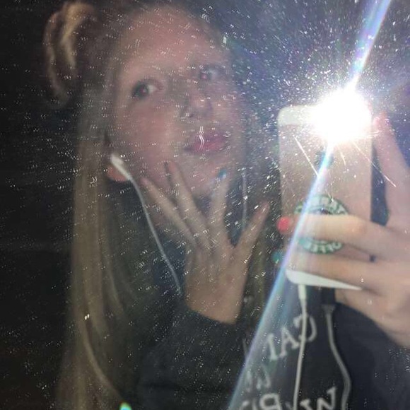 Meet your Posher, Riley - Picture 1 of 1